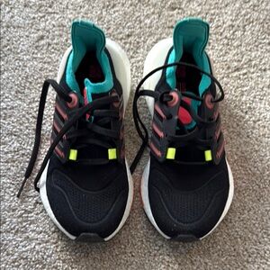 Adidas Kids Black and Teal Sneakers